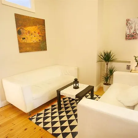 Short Let Direct - Blessington Street D1 Apartman *